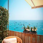Elegant With Sea View Balcony In 4*