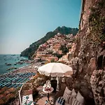 Elegant With Sea View Balcony In