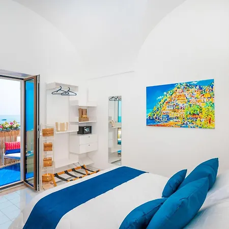 Elegant With Sea View Balcony In Alojamento de Acomodação e Pequeno-almoço Positano